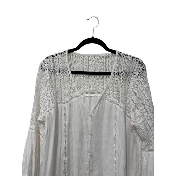 White Detailed Shoulder Bell Sleeve Button Front Blouse Size M Peasant Boho - Picture 5 of 10